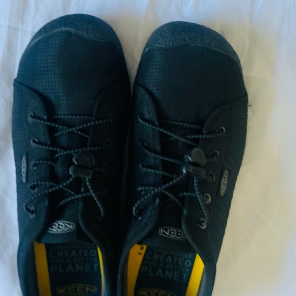 Keen Howser Lace - Picture 2 of 6